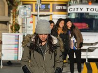 young-turist-women-in-the-city.jpg