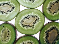 kiwi-slices.jpg