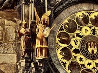 astronomical-clock-prague.jpg