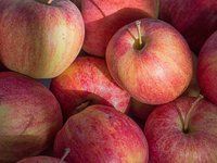 red-apples-001.jpg