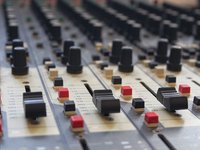 mixing_desk_music_mixing.jpg
